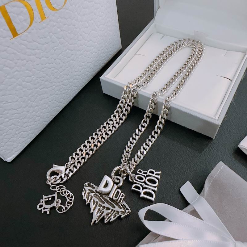 Dior Necklace 05lyr334 (8)